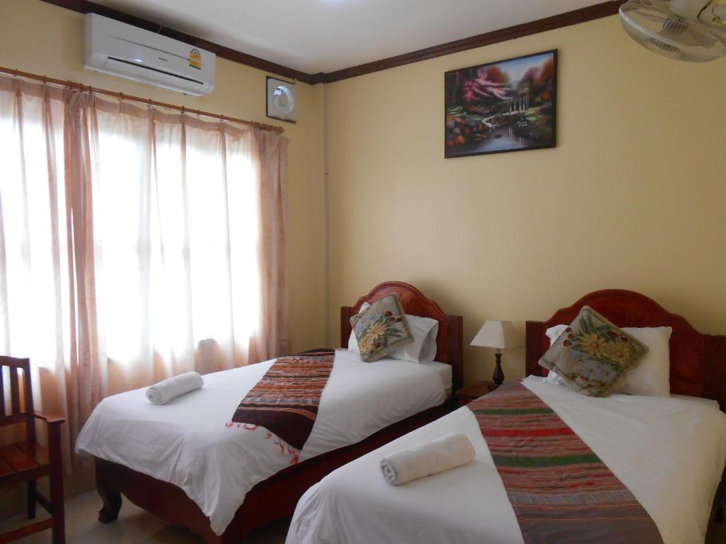 Khampaseuth Hotel Vang Vieng Værelse billede
